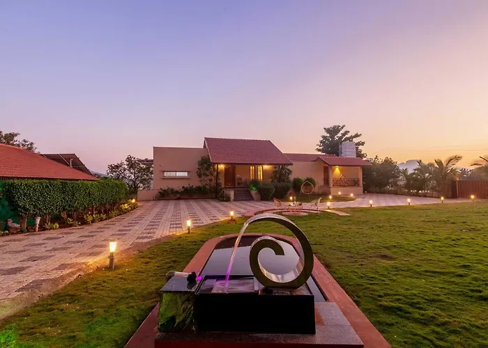 Luna Villa By Stayvista - Lakeside Charm With Terrace, Lush Lawn & Modern Decor Nashik